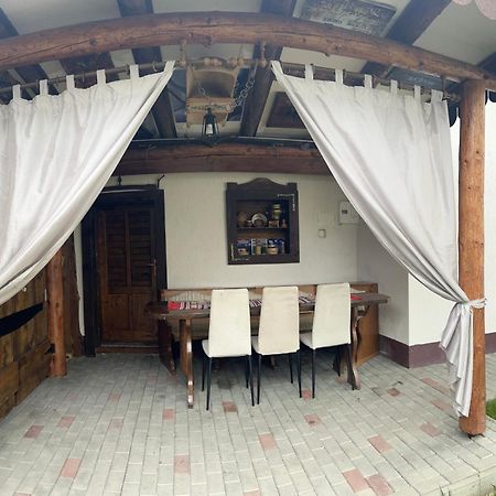 Like Home Rîşnov Extérieur photo